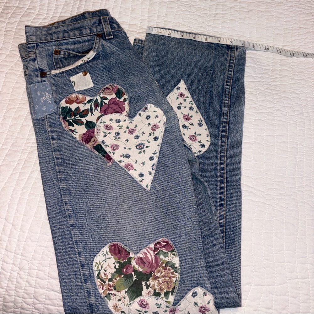 Levi's Vintage Orange Tab Blue Jeans with Floral Heart Patches - Picture 8 of 10
